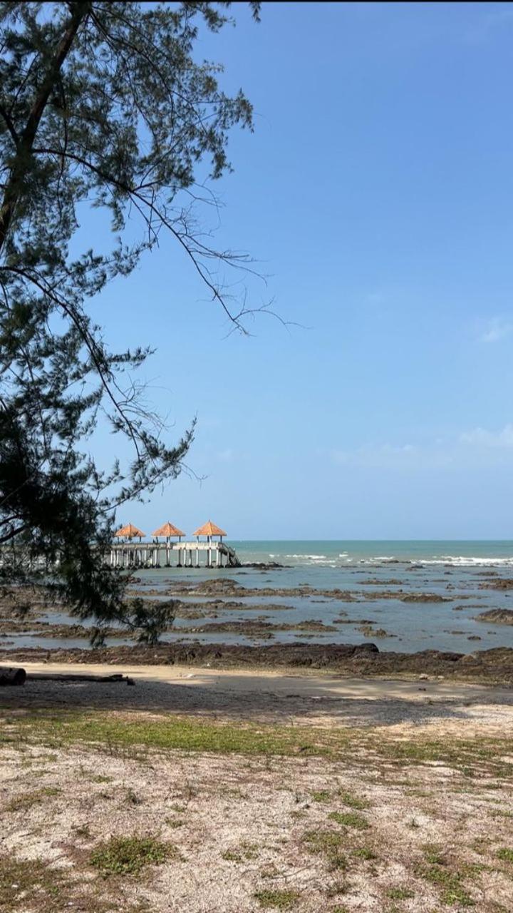 Desaru, Bayu Balau Beach Resort Bandar Penawar Exteriör bild
