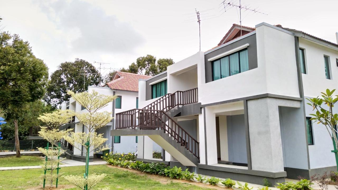 Desaru, Bayu Balau Beach Resort Bandar Penawar Exteriör bild