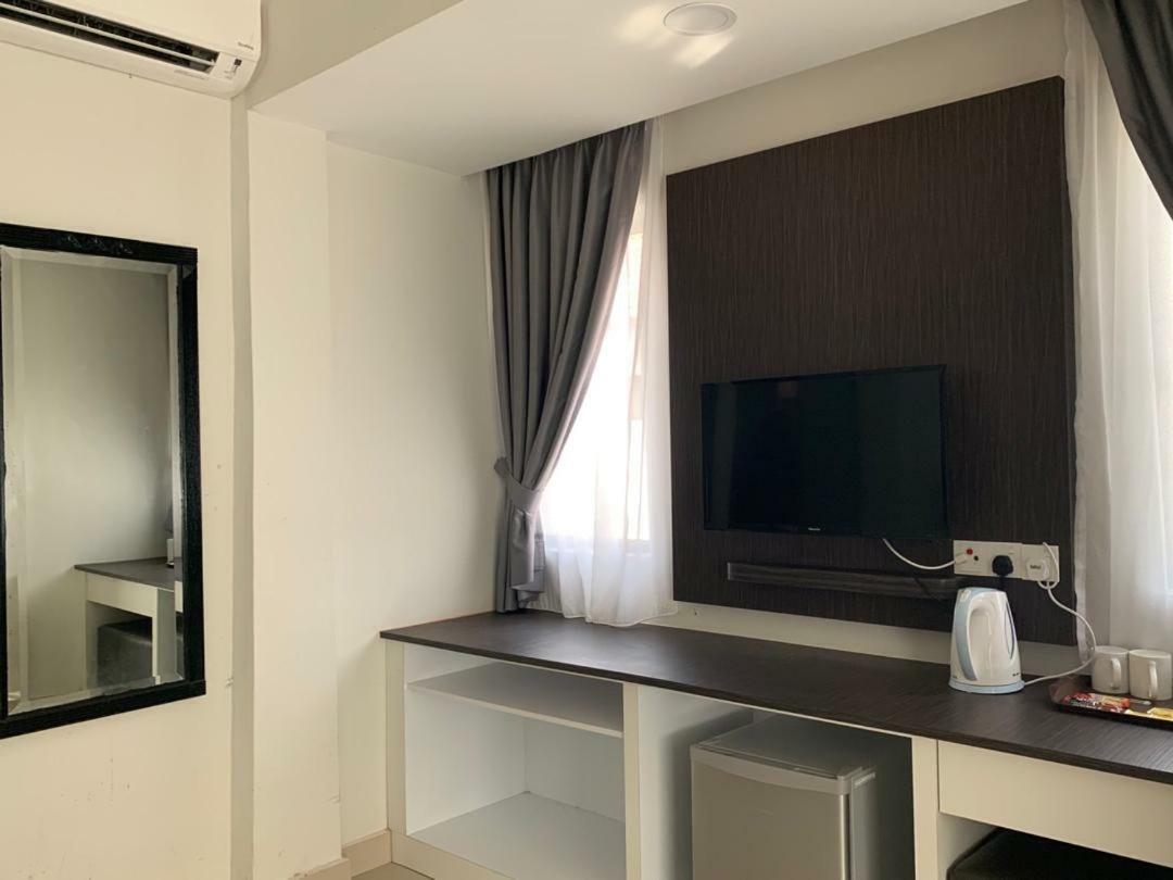Desaru, Bayu Balau Beach Resort Bandar Penawar Exteriör bild